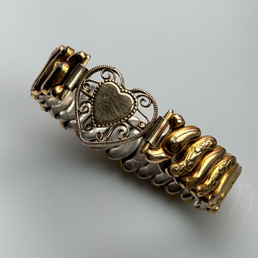WWII Gold Tone Sweetheart Filigree Heart Expansion Bracelet XS 4.5” by Co-Star - Picture 9 of 16
